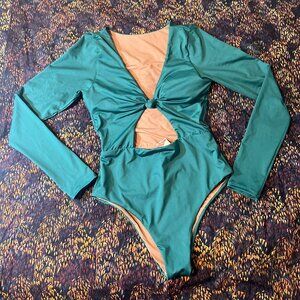 MARLEN: Emerald, Ultra Knotty Long Sleeve Swimsuit